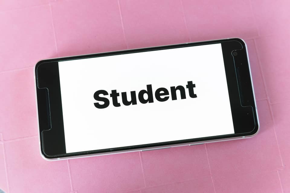加入学生社团